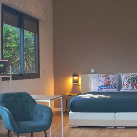 Stayngolf فندق مبيت وإفطار *