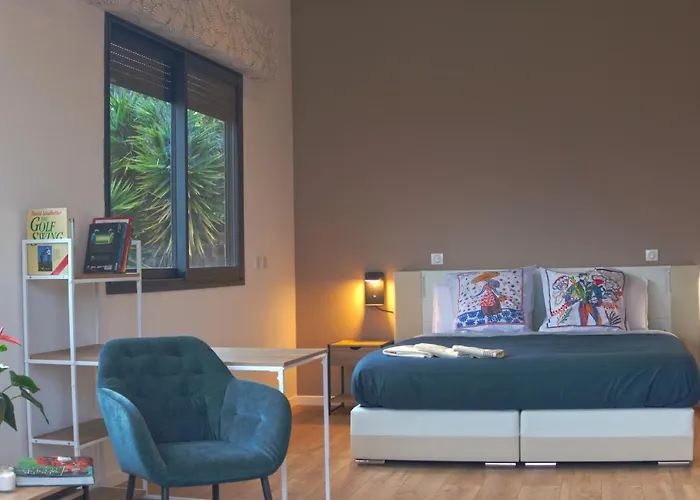 Stayngolf Couette-café *